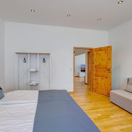 Kaza Guesthouse, Centrally Located 2 & 3 Bedroom Apartments In Augsburg Ngoại thất bức ảnh