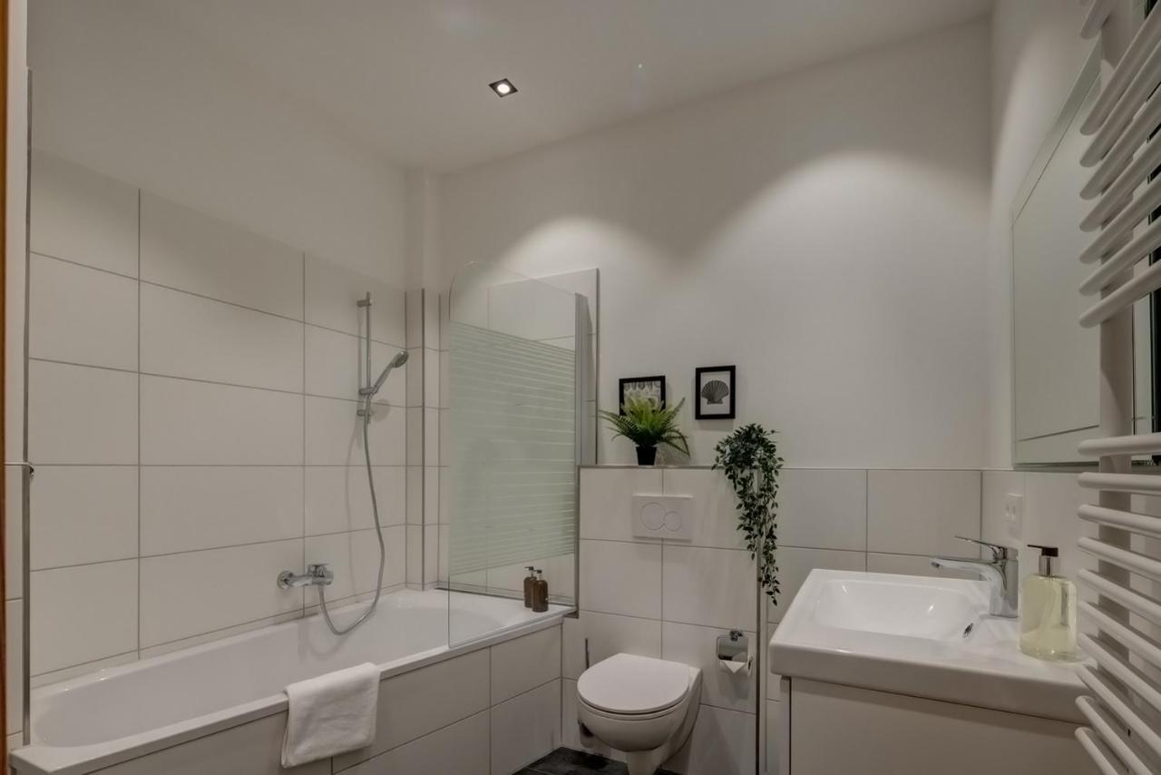 Kaza Guesthouse, Centrally Located 2 & 3 Bedroom Apartments In Augsburg Ngoại thất bức ảnh