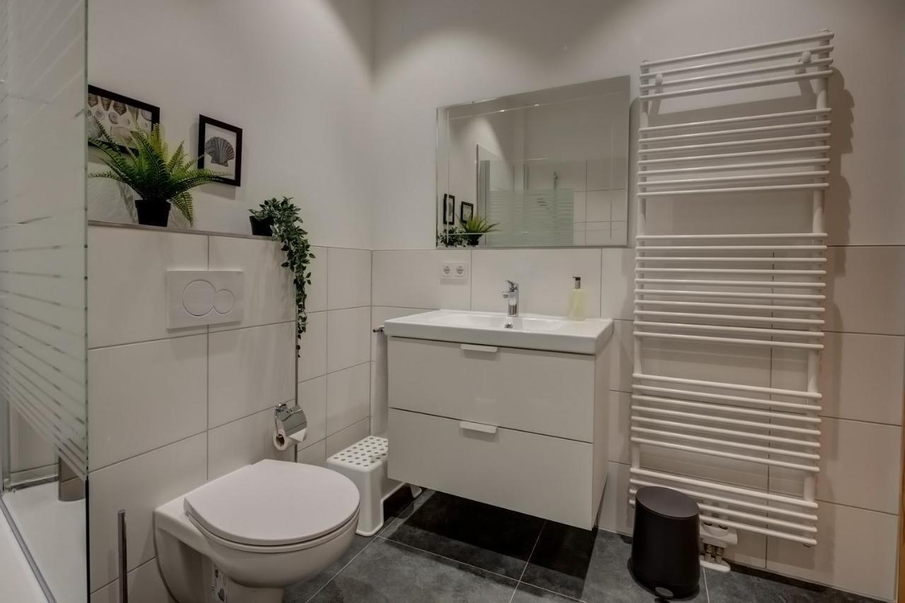 Kaza Guesthouse, Centrally Located 2 & 3 Bedroom Apartments In Augsburg Ngoại thất bức ảnh