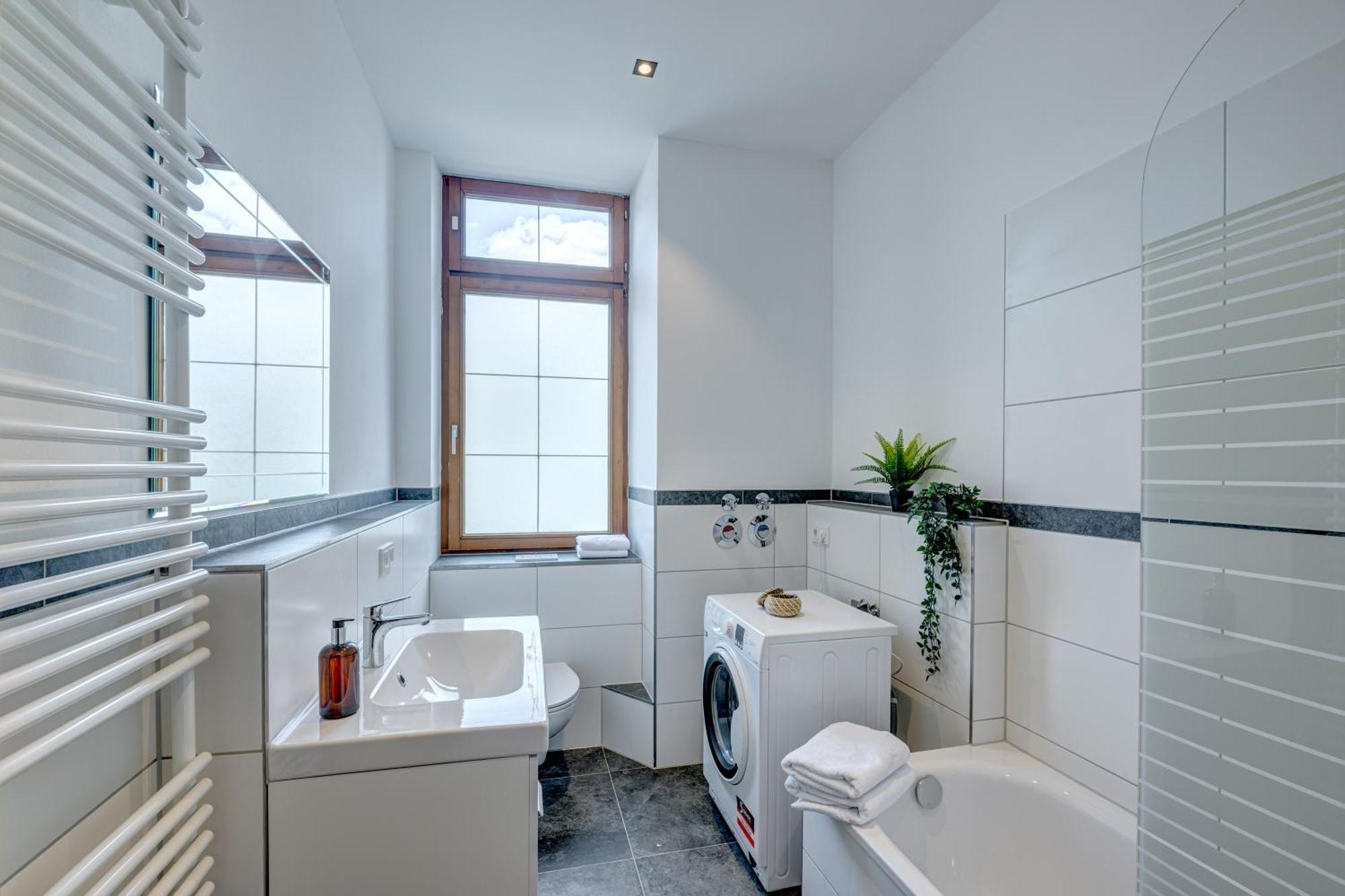 Kaza Guesthouse, Centrally Located 2 & 3 Bedroom Apartments In Augsburg Ngoại thất bức ảnh